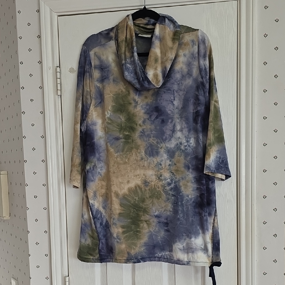 New Logo/Lori Goldstein Tie Dye Turtle NeckTunic With Side Pleat & Pockets Sz XL